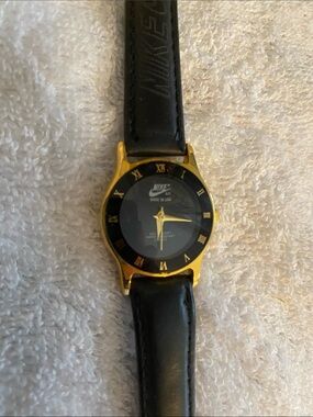 Vtg Nike Air Watch Women 26mm Gold Tone Mood Color Changing Dial Needs battery